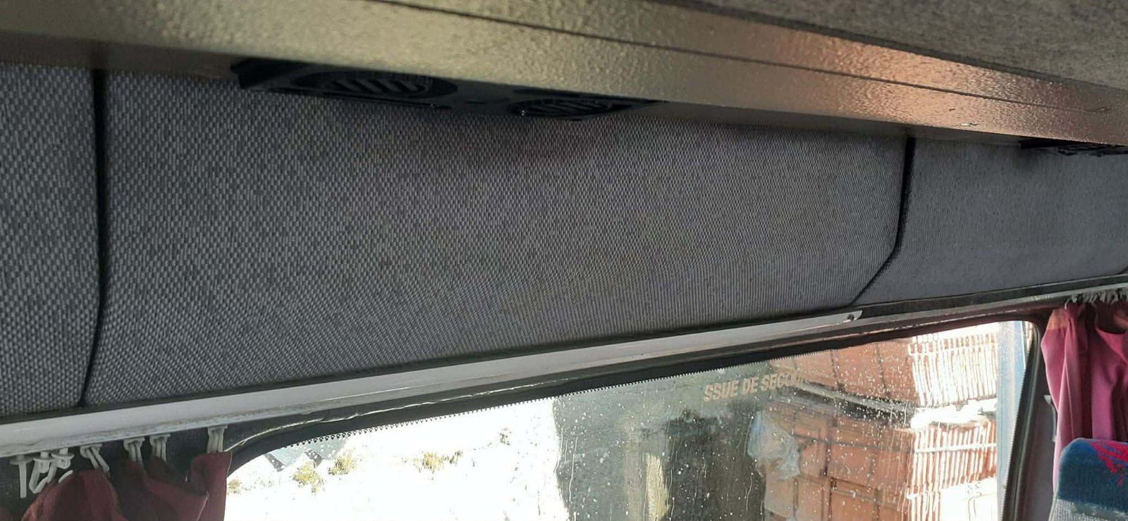 Čisto nebo vozila bez oštećenja materijala